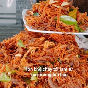 LỢN KHÔ CHÁY TỎI